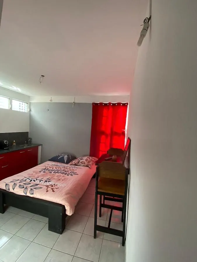 Apartman Joli Studio Proche De Toutes Commodites Les Trois-Îlets